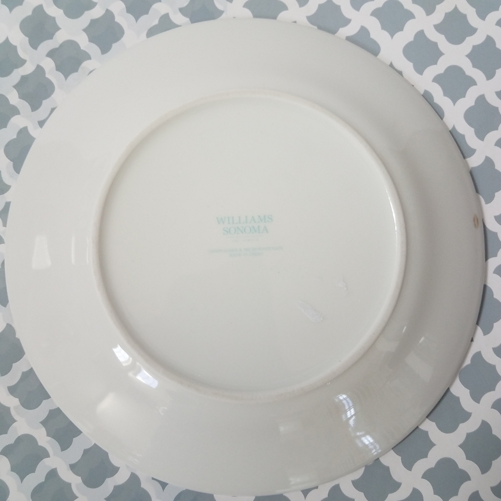 Williams Sonoma Garden Bunny and Spring Garden Bird Plates 9 Inch - Picture 2 of 6